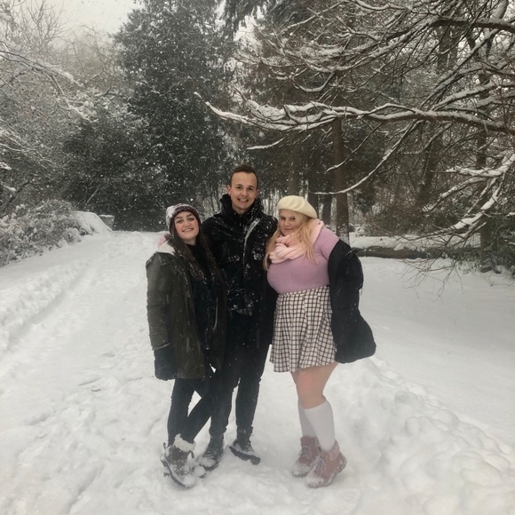 Meet your Posher, Stephen - Picture 1 of 1